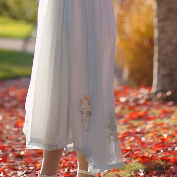 blue white hanfu size S - Picture 4 of 5